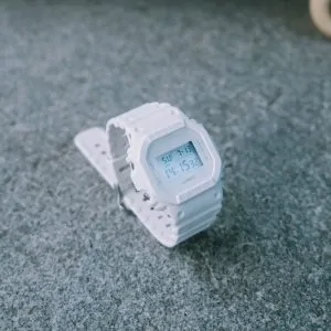 Dw 5600Ww 7Er 2-Casio-Gshock-Baby-G