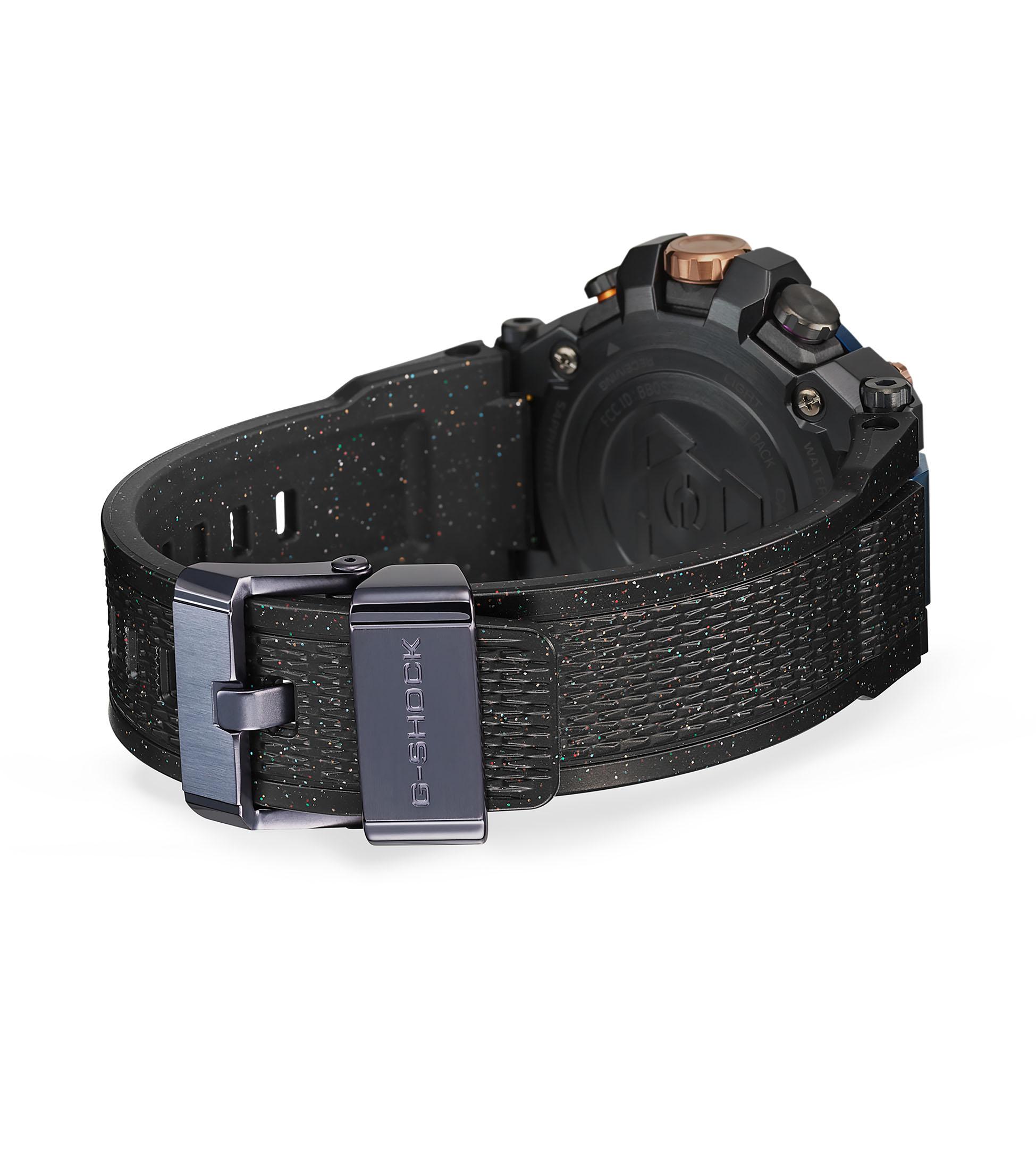 Stacked from 7 images. Method=b (r=8,s=4) Mtg B3000Dn 1Aer 1-Casio-Gshock-Baby-G