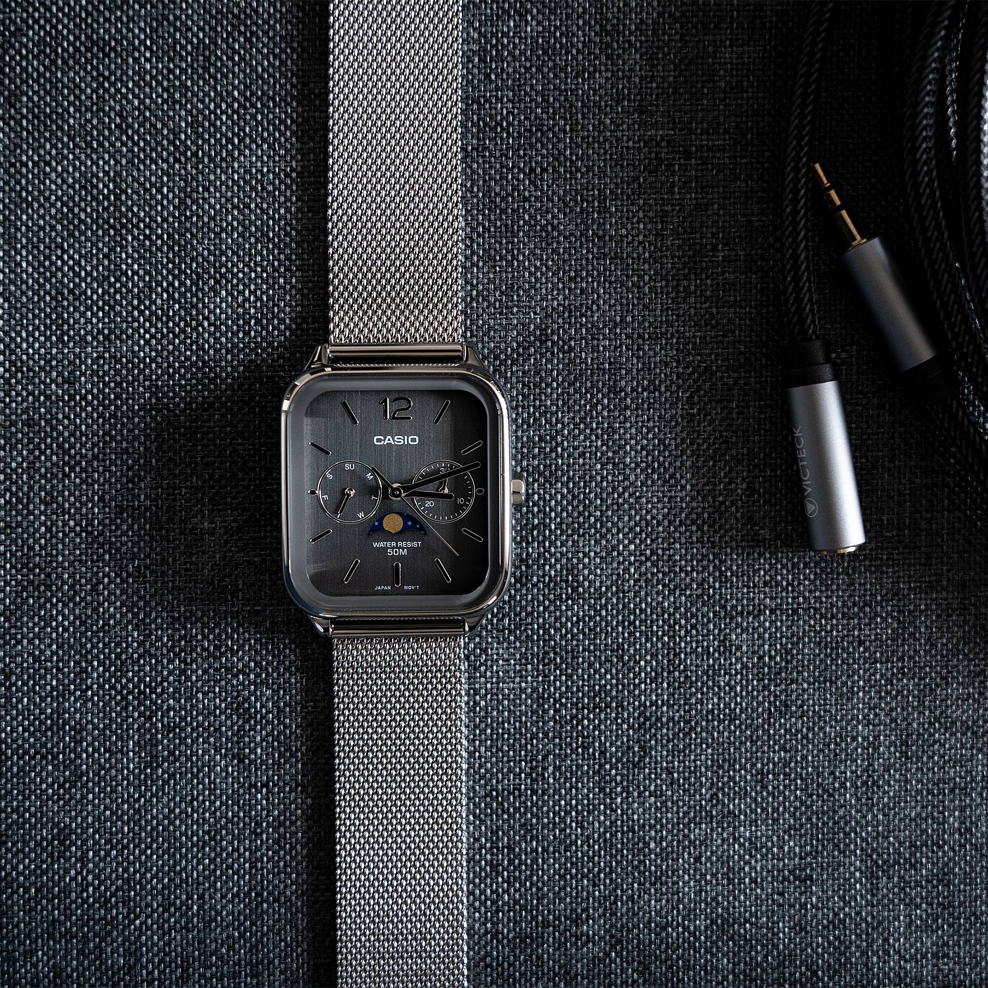M305m-8aver-1 M305M 8Aver 1-Casio-Gshock-Baby-G